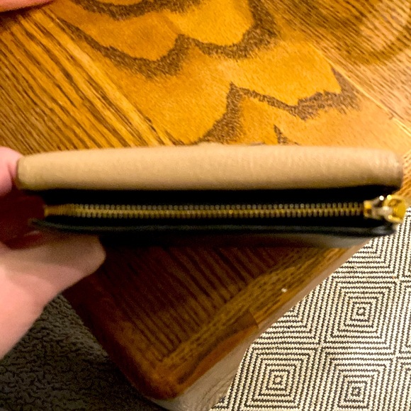 Miu Miu Prada Pink and Black Wallet - Picture 8 of 11